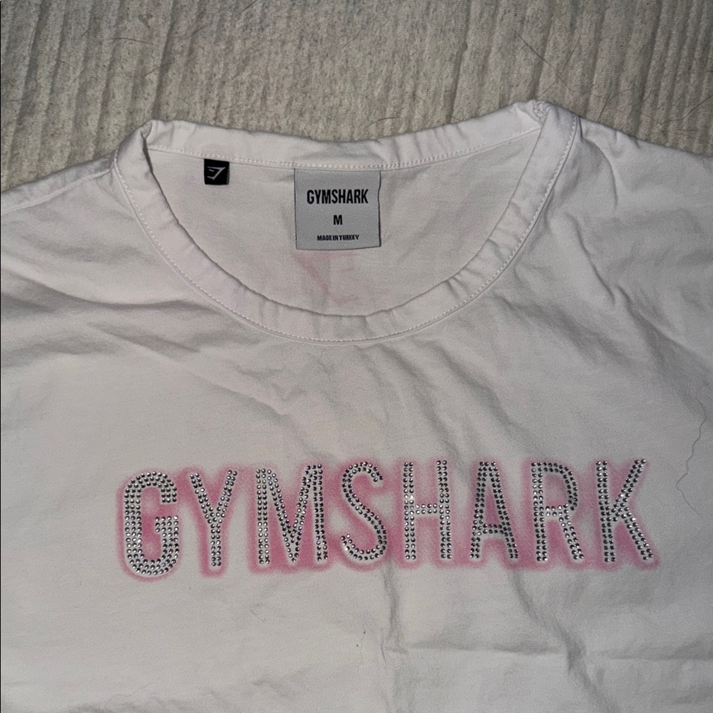 Gymshark Tee with Pink Accents - Picture 2 of 4